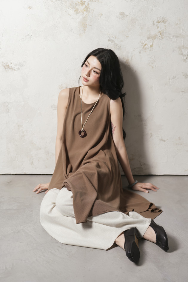 KAZE DRESS (đầm linen tà xéo) 1