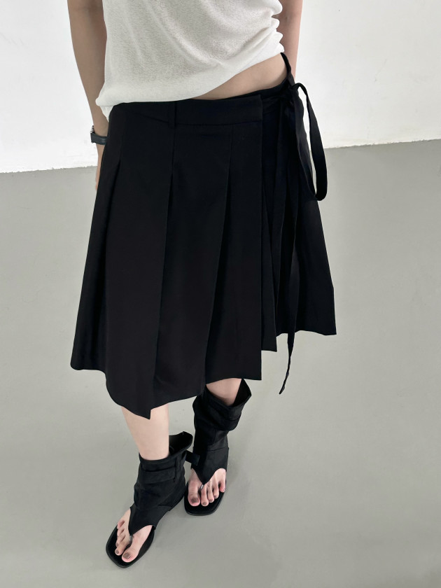 ASYM WRAP SKIRT (chân váy ly đắp tà) 1