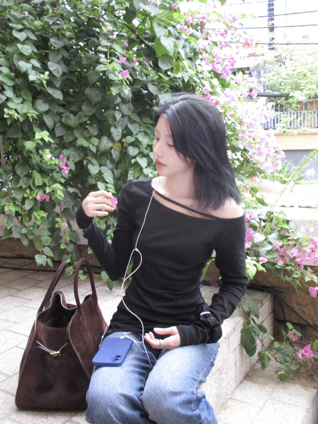 KINOV TOP (áo tay dài lệch vai) 14