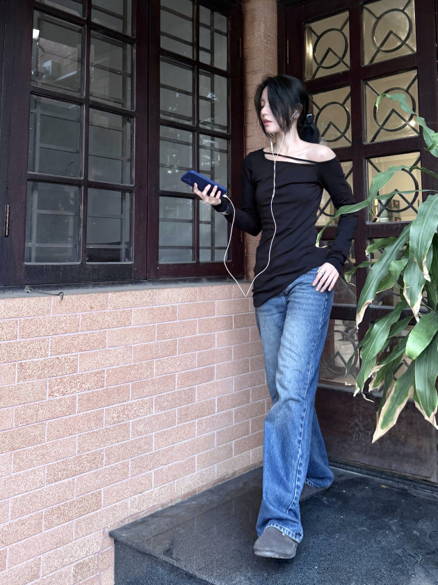 RAMA JEANS (quần denim boot cut, cạp thấp, đáy ngắn) 3
