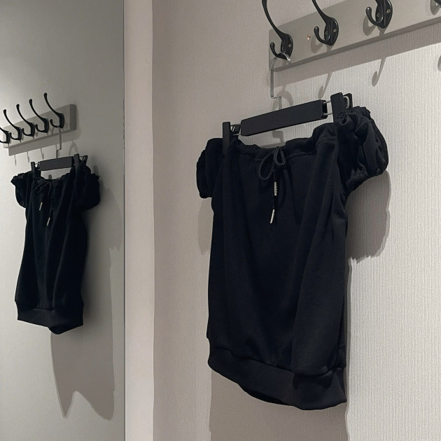 ÁO NỈ TRỄ VAI RÚT DÂY