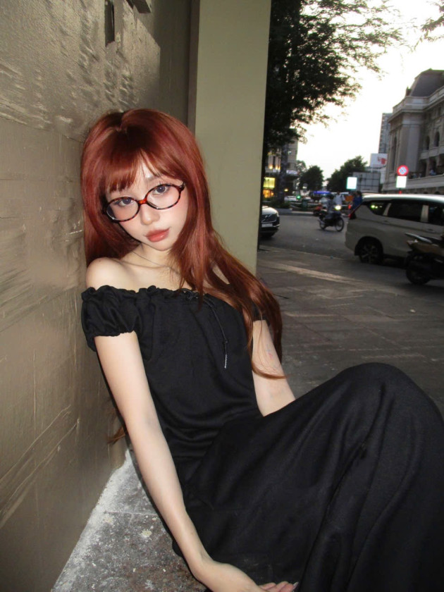 ÁO NỈ TRỄ VAI RÚT DÂY 0