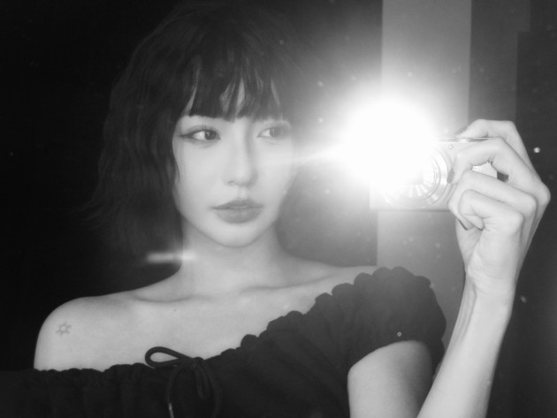 ÁO NỈ TRỄ VAI RÚT DÂY 3