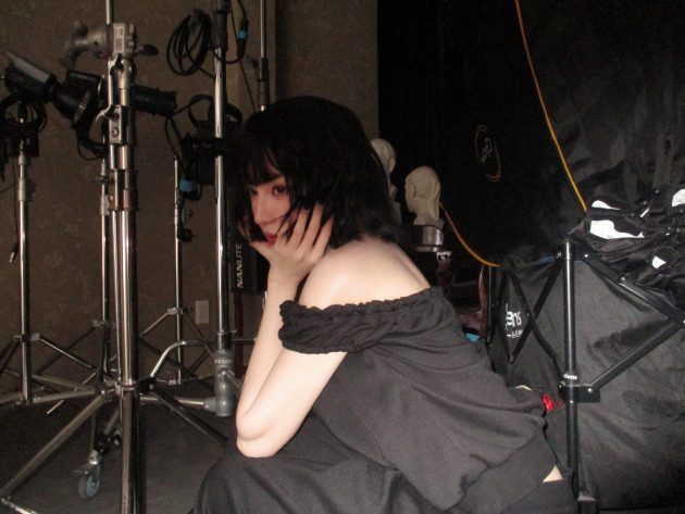 ÁO NỈ TRỄ VAI RÚT DÂY 5