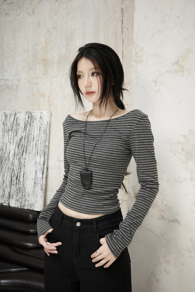 NIGHTLINE TOP (áo ôm tay dài sọc ngang) 7