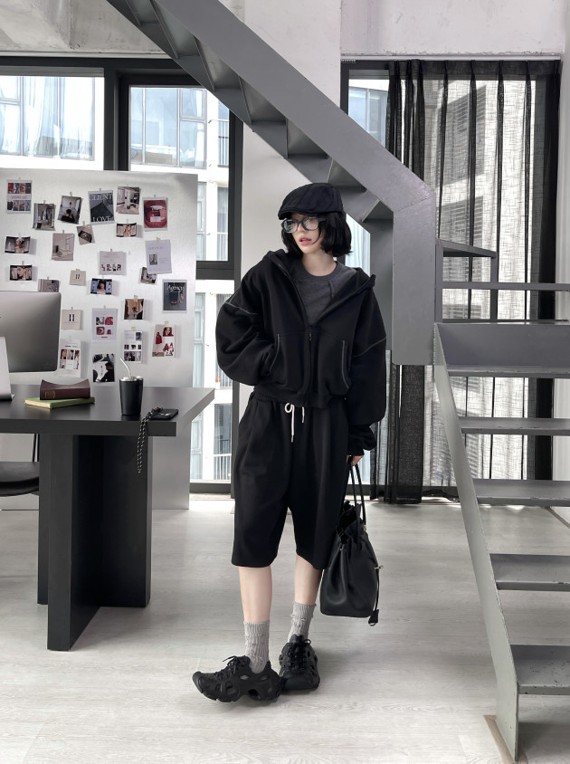 UNISEX BOXY ZIP HOODIE (áo khoác dây kéo dáng ngắn nam/nữ)