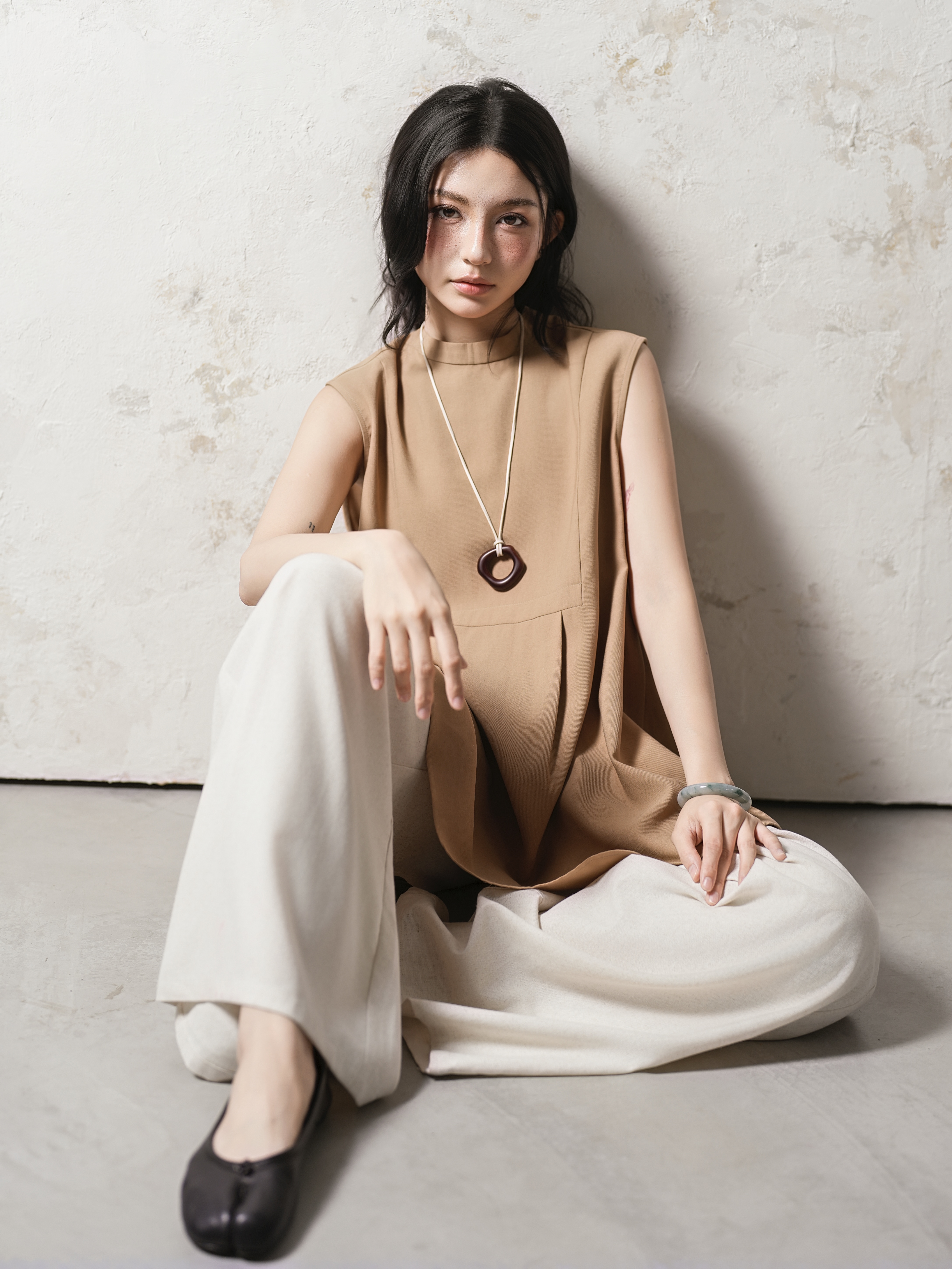 SOMA TOP (áo linen cài nút sau)